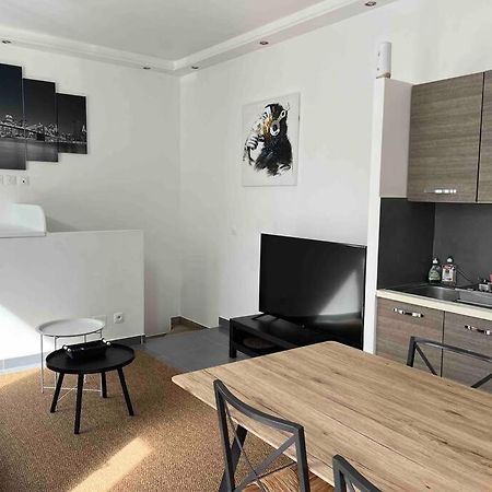 Apartamento Le Luxembourg Villeurbanne Exterior foto