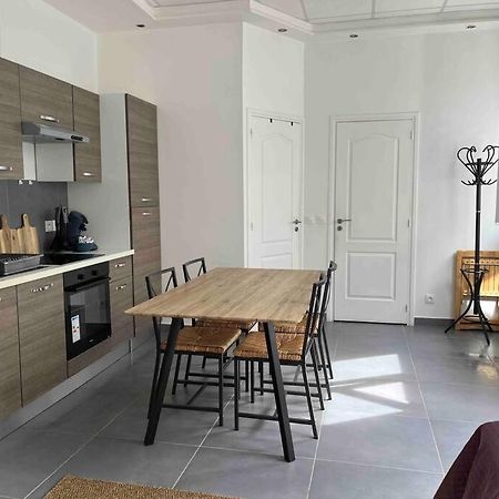 Apartamento Le Luxembourg Villeurbanne Exterior foto